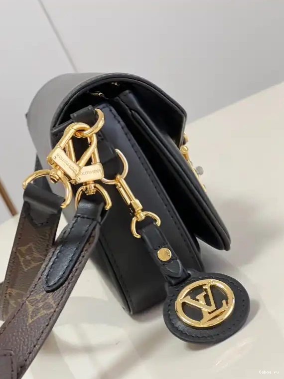 Louis SWING Vuitton 0429